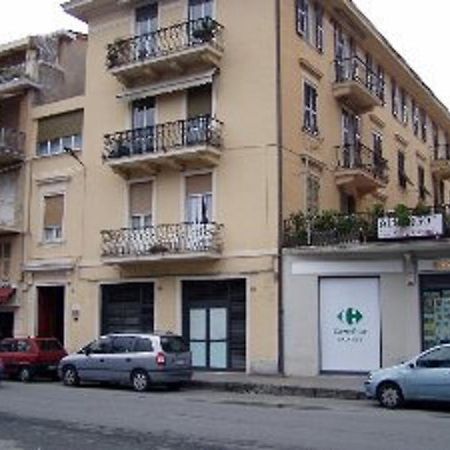 Albergo Villagrande Varazze Exterior photo