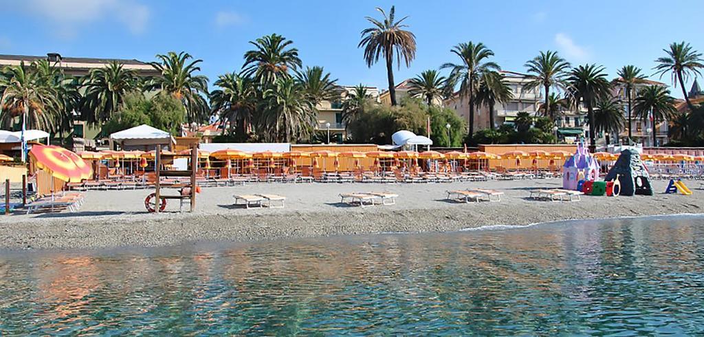 Albergo Villagrande Varazze Exterior photo
